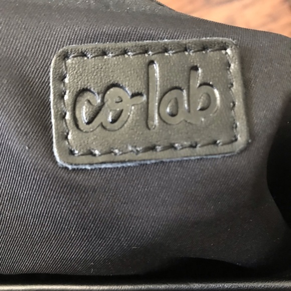 EUC black crossbody purse with tassel closure - Picture 7 of 7